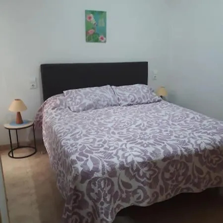Mer Et Piscine Apartmán